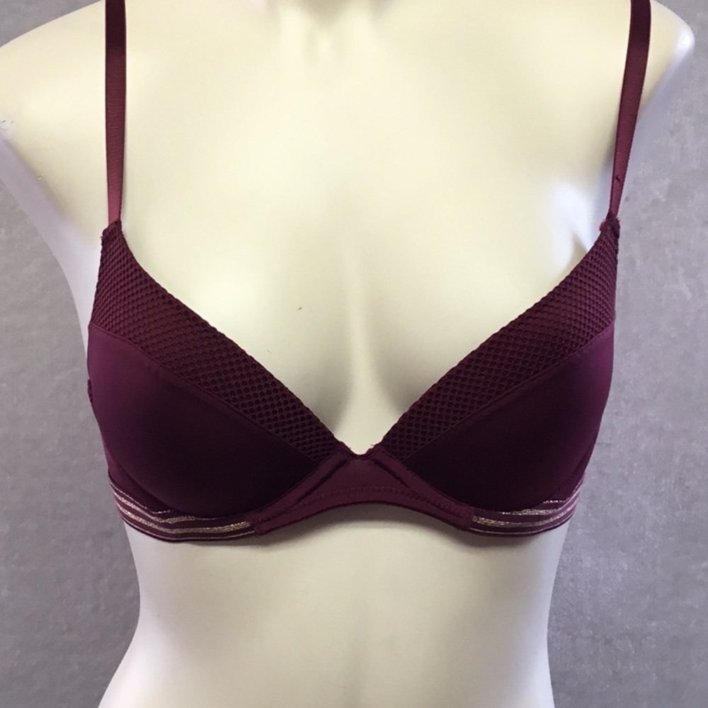 𝅺la SENZA Maroon Push Up Bra